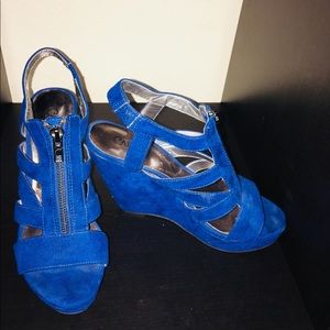 Carlos Santana wedges